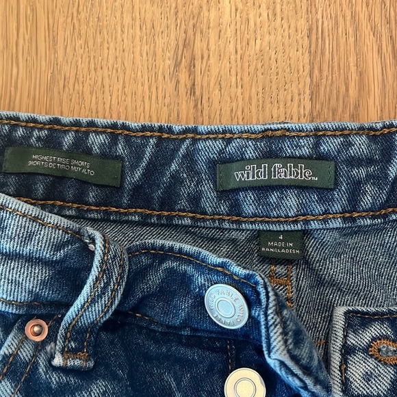 Wild fable high rise short - Picture 2 of 3